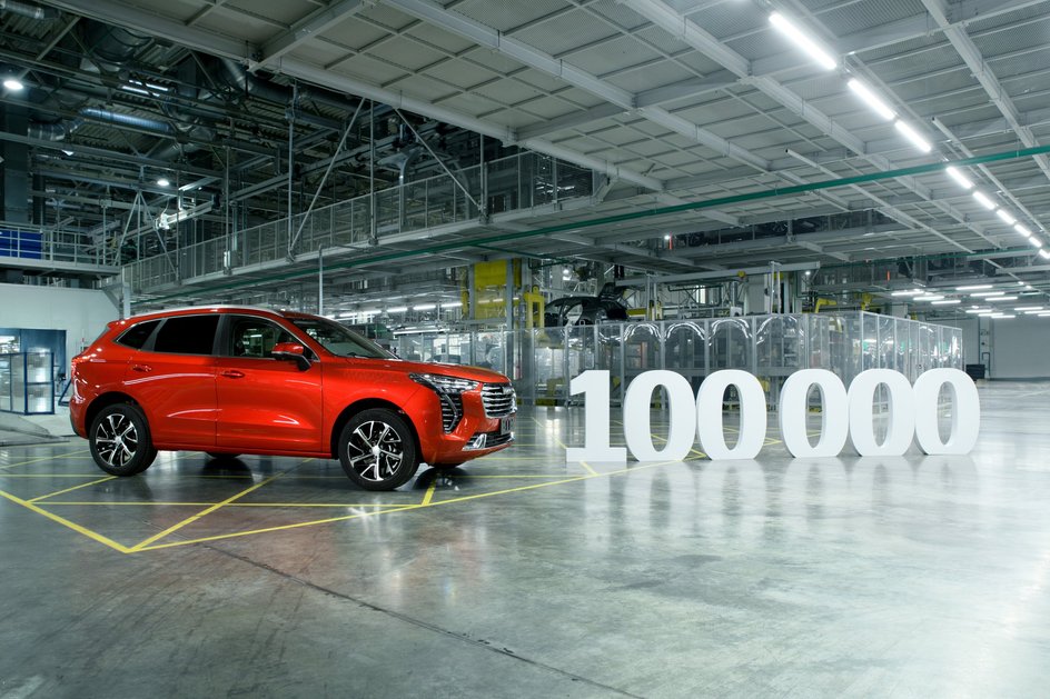 В России продан 100-тысячный автомобиль Exeed. Какой стал юбилейным